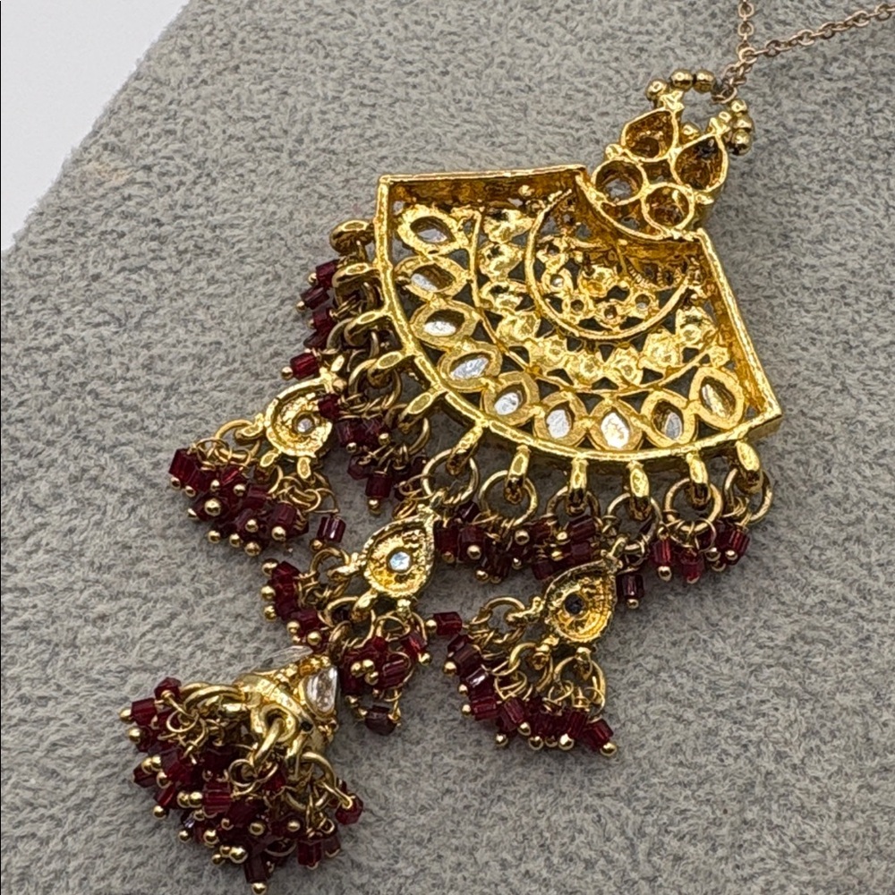 Elegant Gold Plated Indian Rhinestone Red Chandelier Necklace - Picture 4 of 5